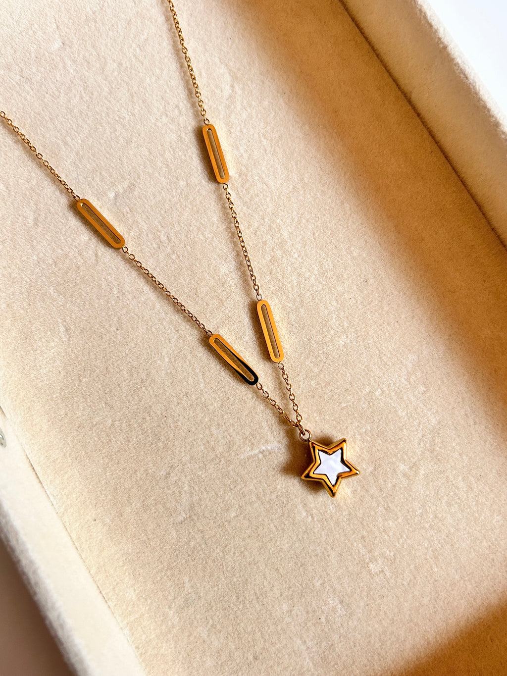 Celeste star