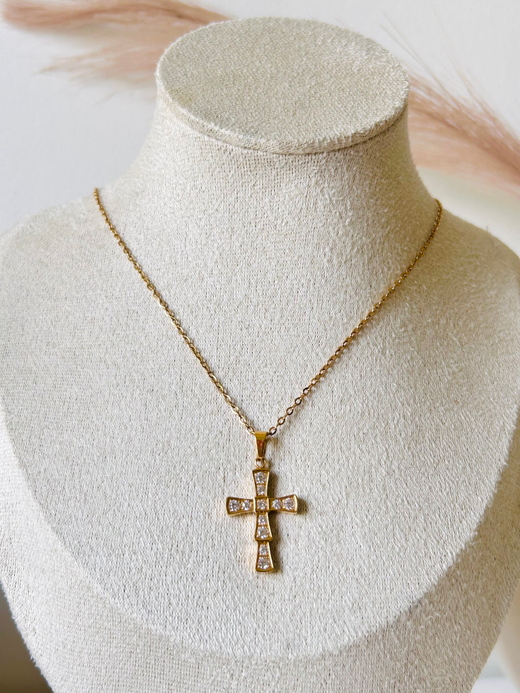 Halo Cross