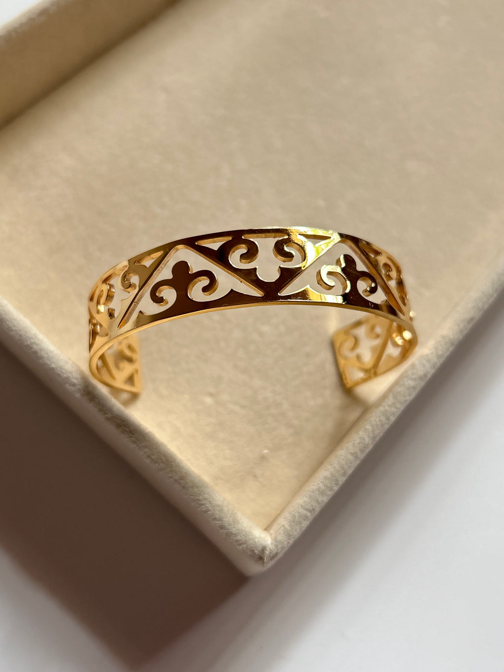 Amara Cuff