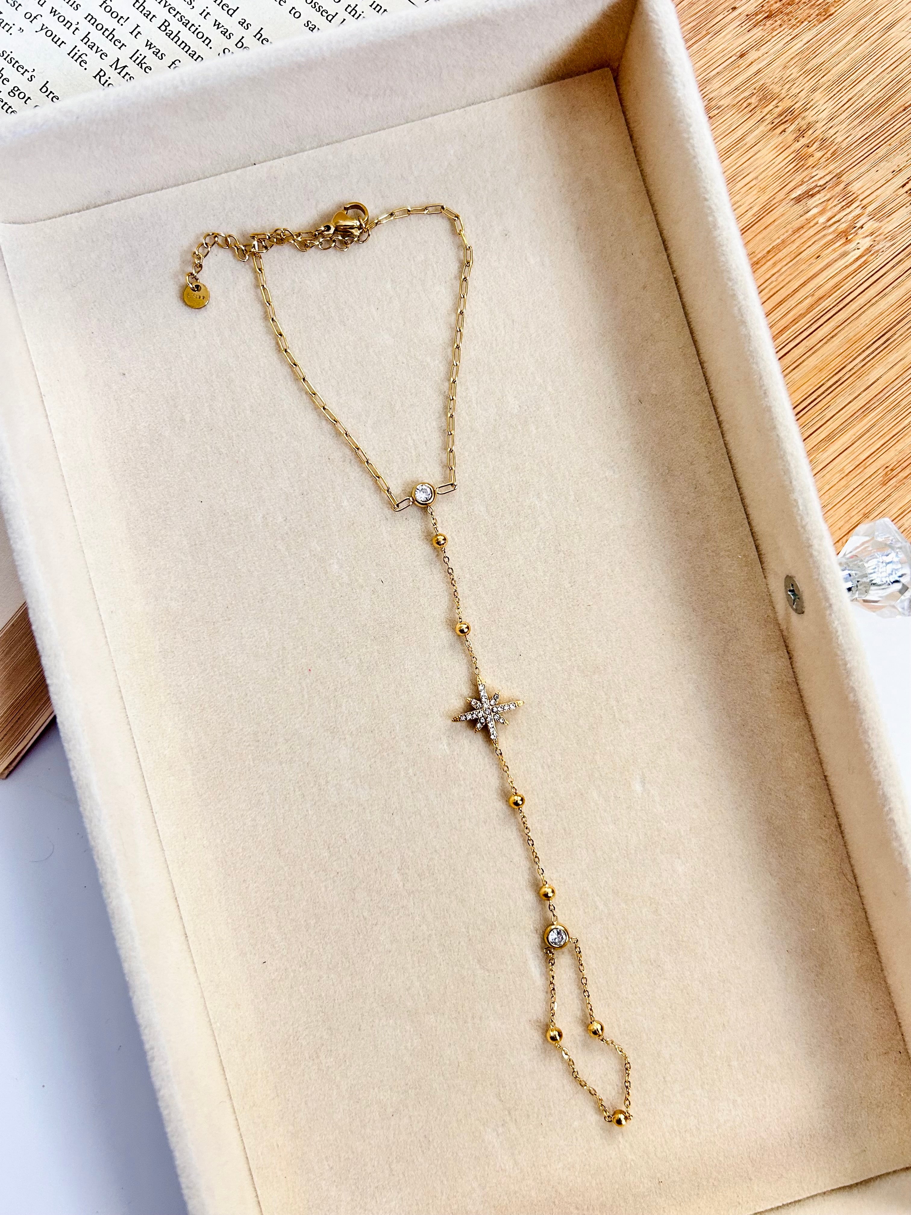 Zahra Hand chain