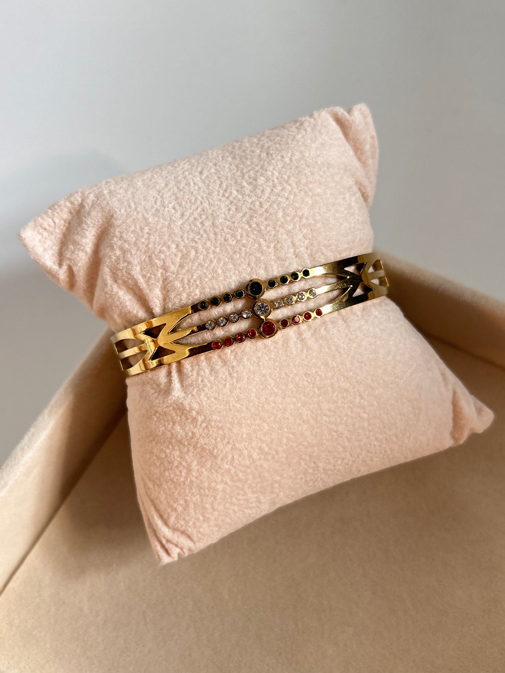 Elise Arc Cuff