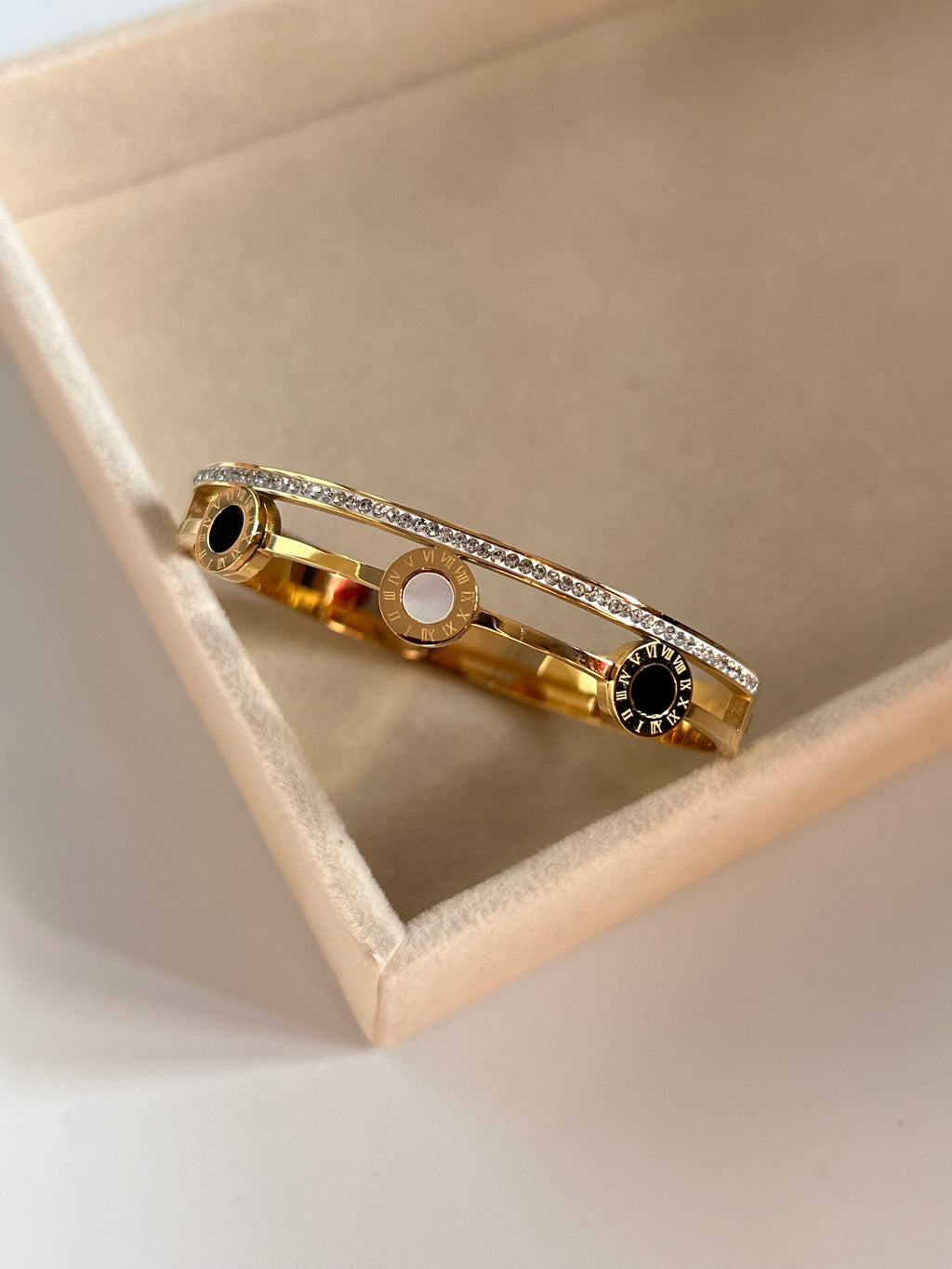 Belle Cuff