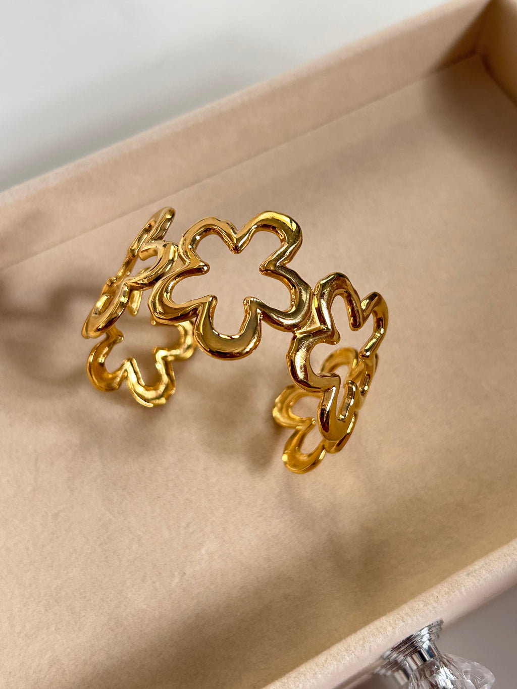Stella Cuff