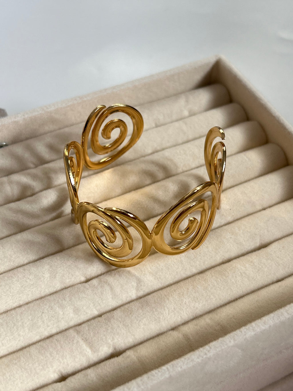 Layla Cuff