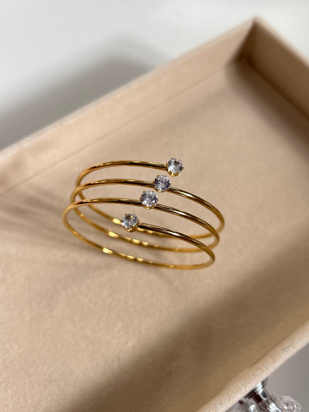 Luz Aura Cuff