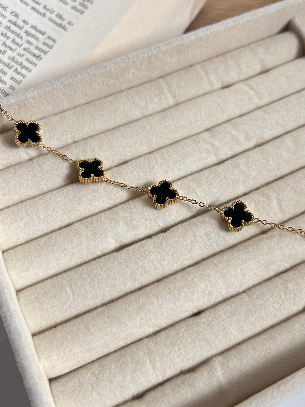 Iconic Clover Bracelet