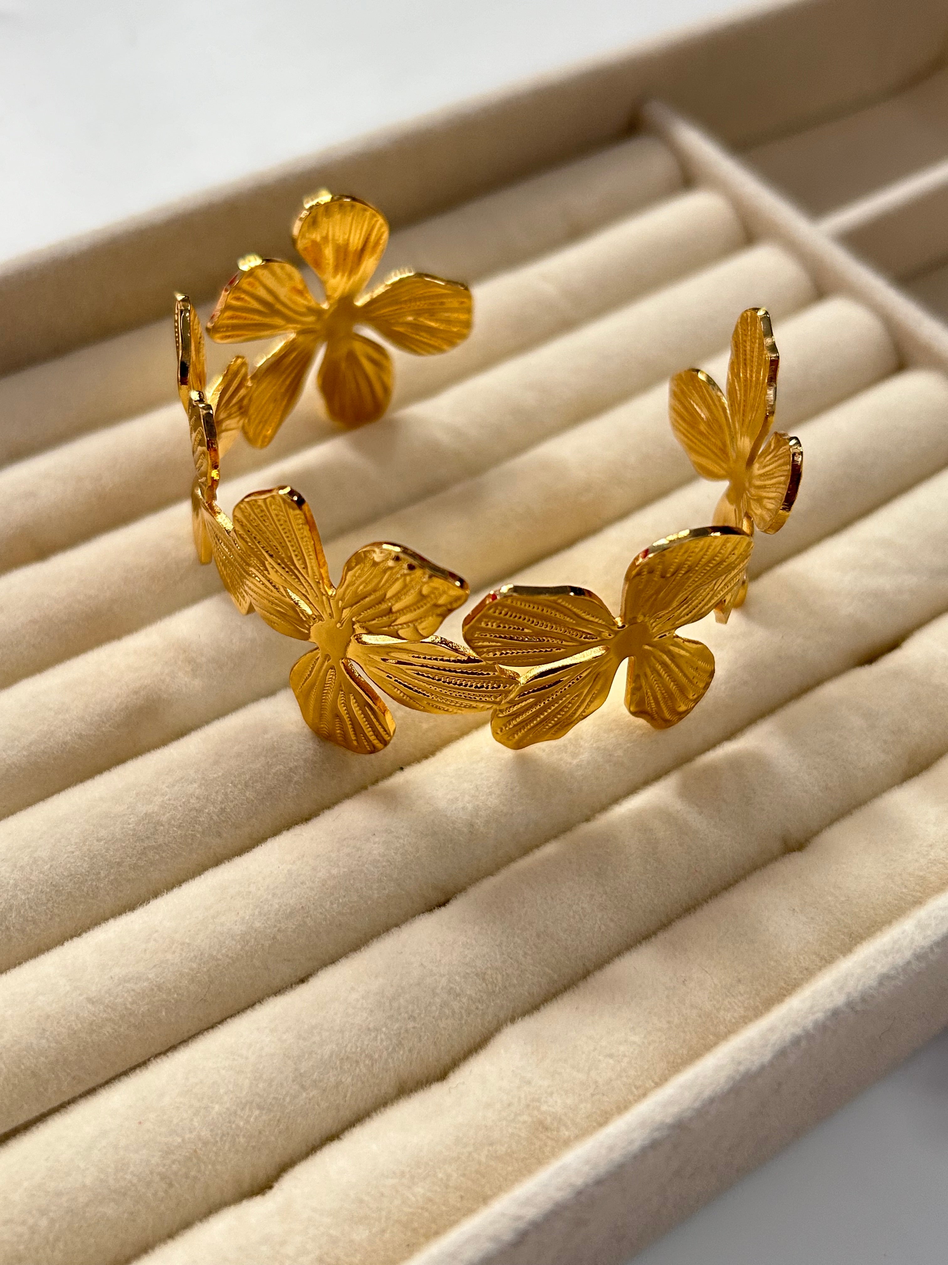 Flor Cuff