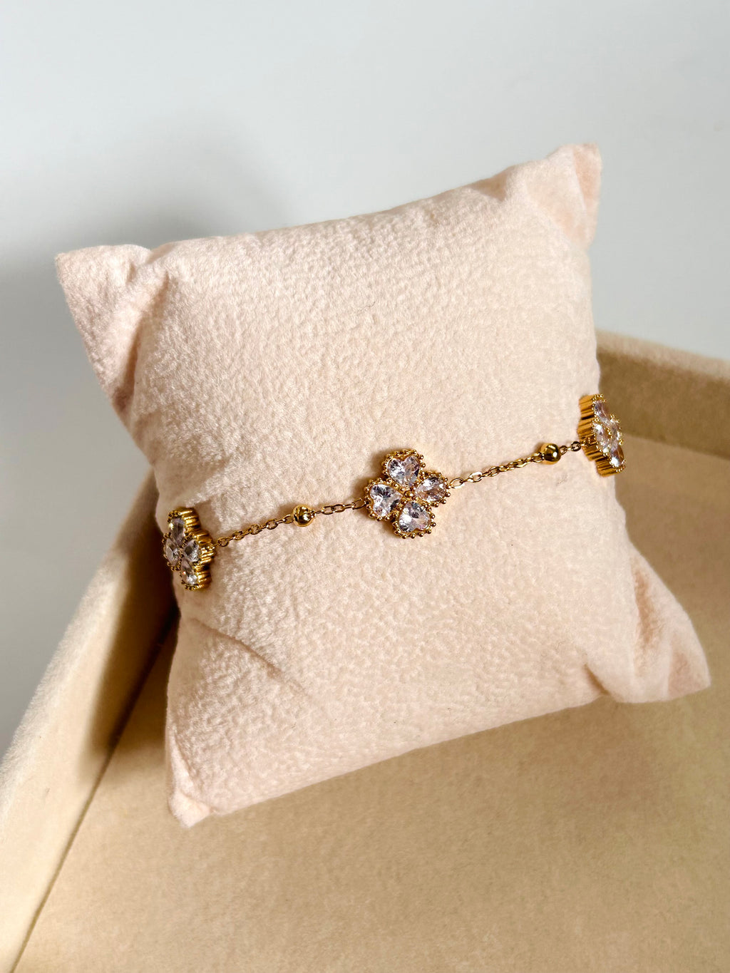Crystal Clover Bracelet