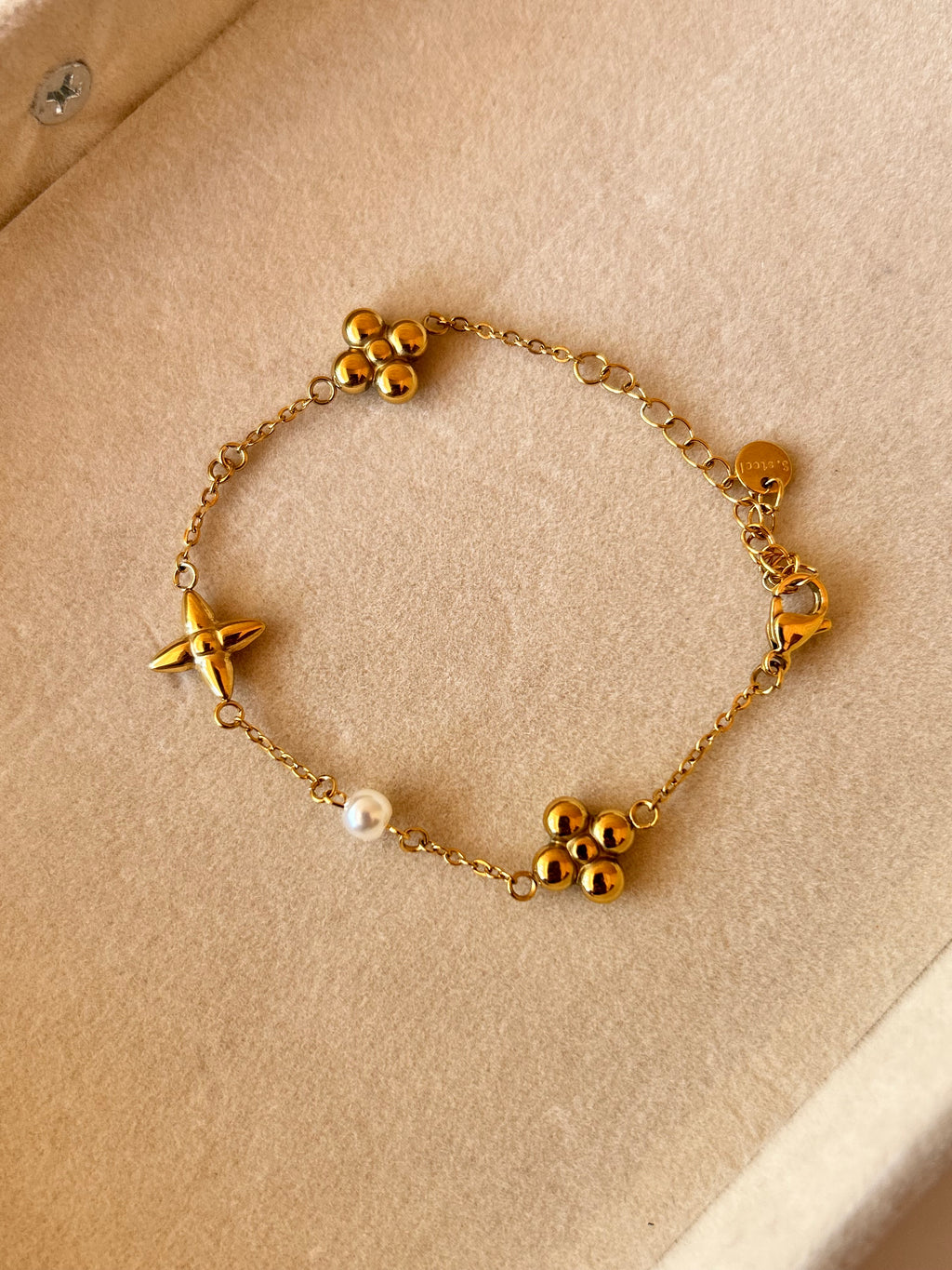 Aura Bella Bracelet
