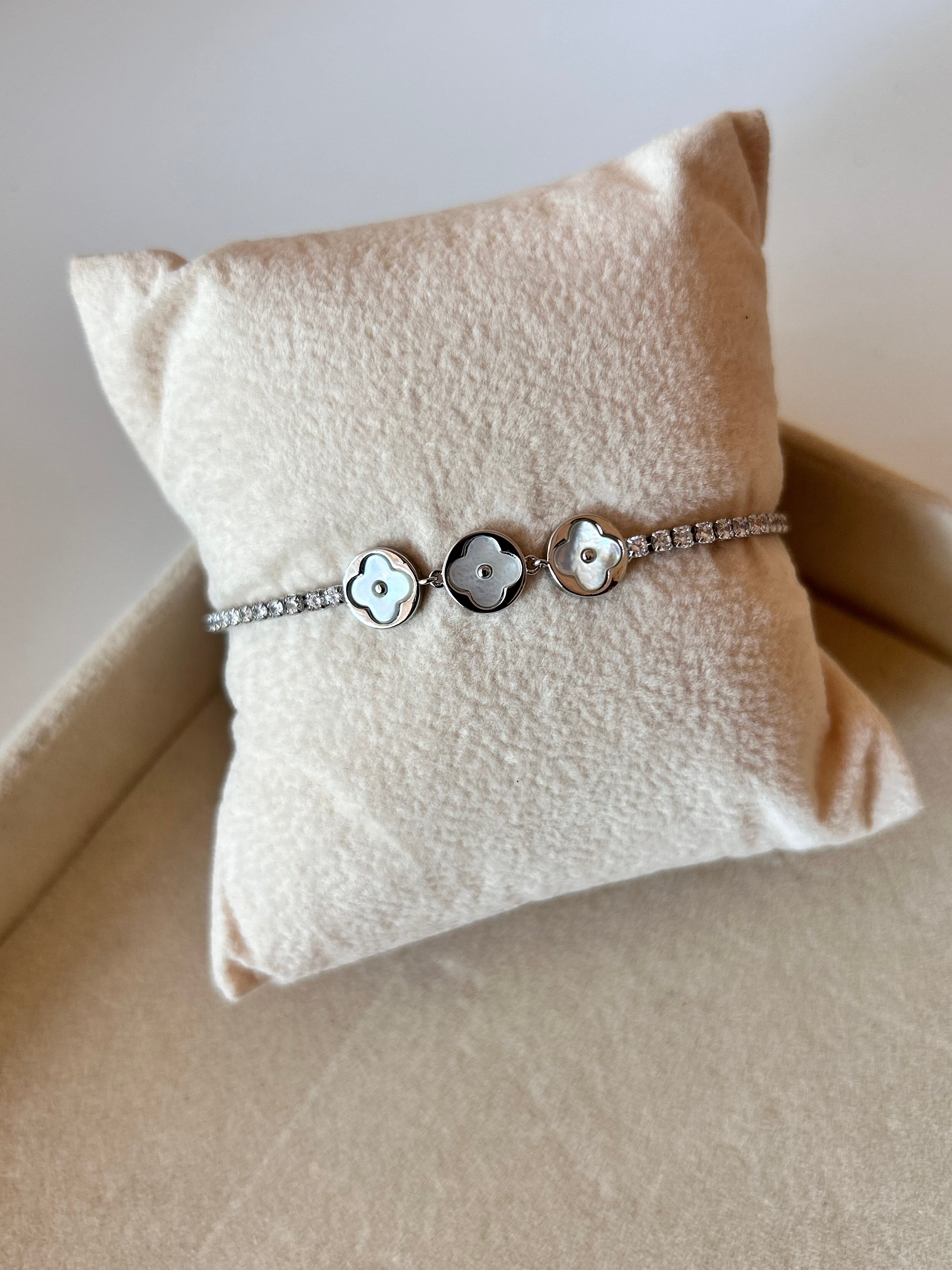 Lila Bracelet