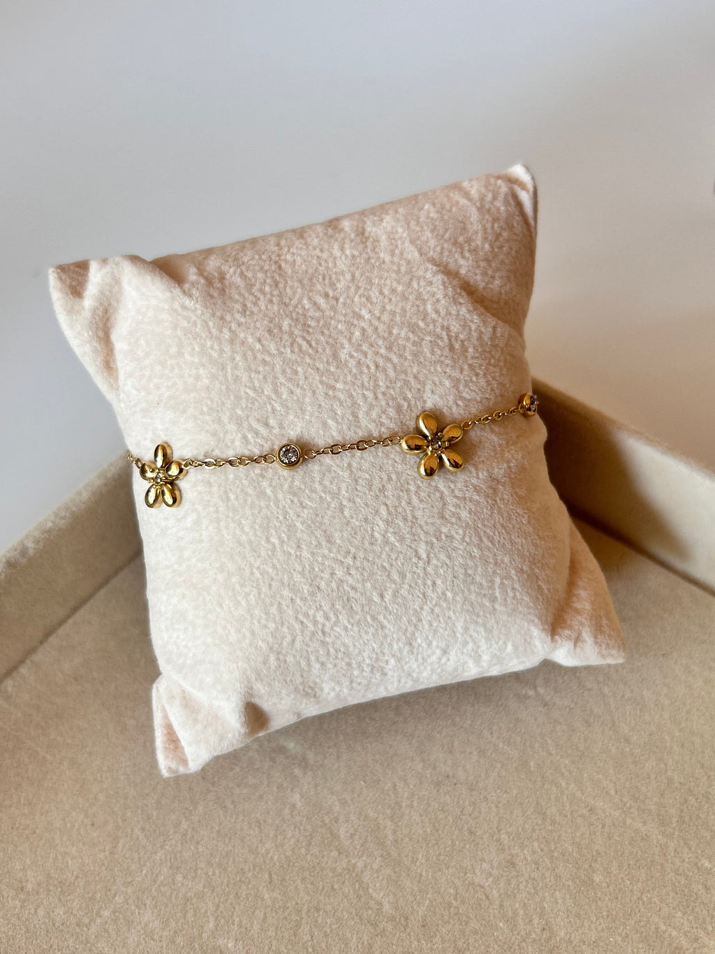 Zaria Bracelet