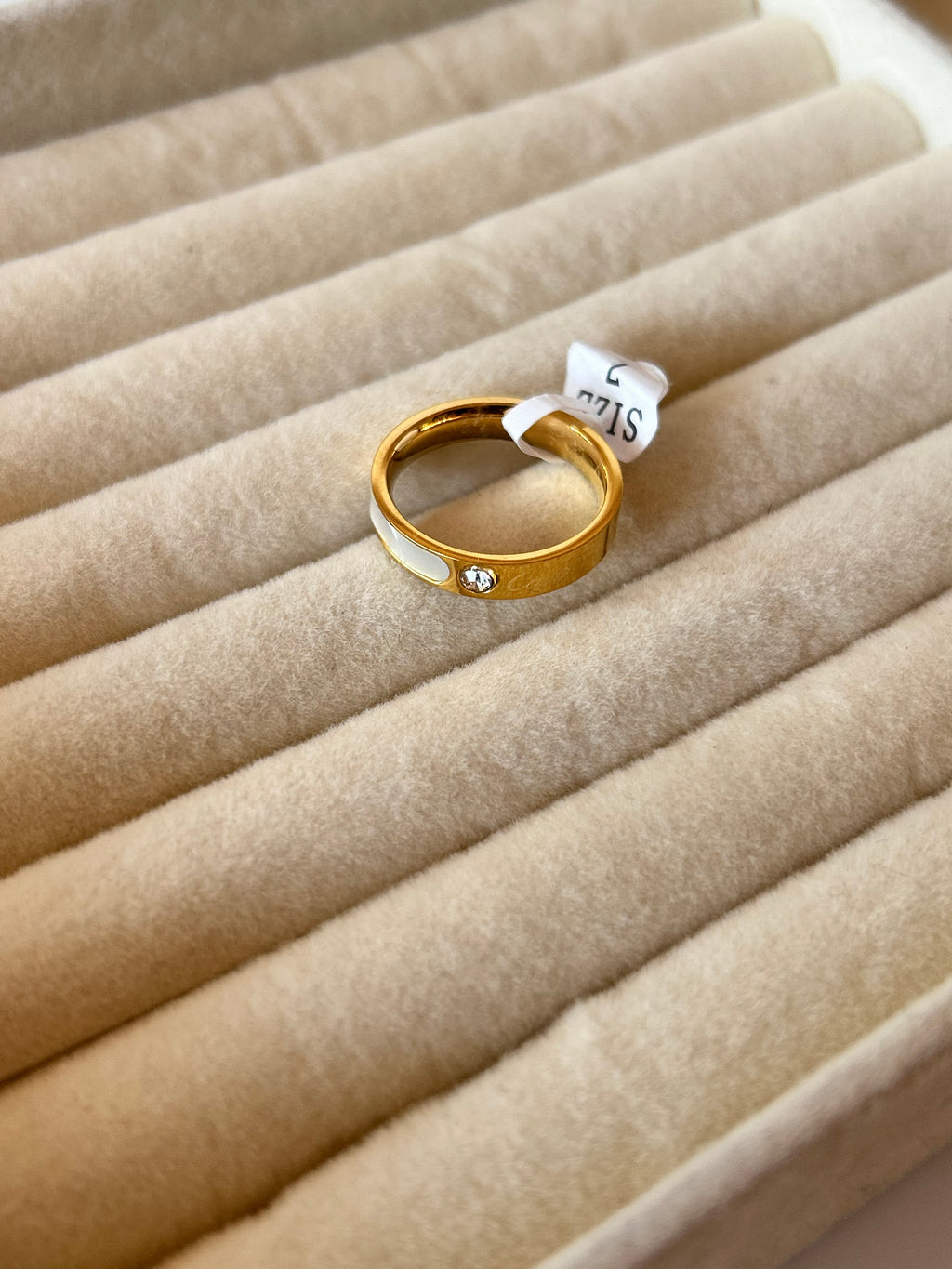 Lumina Ring