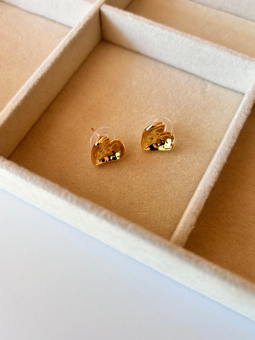 Blush Stud